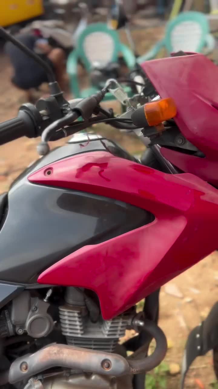 Transformação da moto Honda Bros